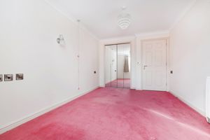 BEDROOM- click for photo gallery